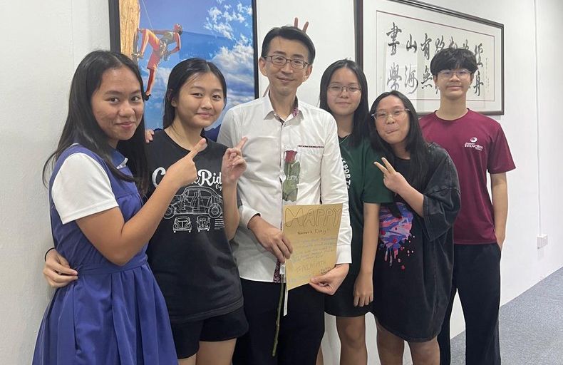 altitude_students_teacher.jpg